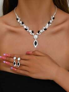 3/4-Piece Fashion Jewelry Set, Black Gemstone Necklace And Earrings Bracelet, Perfect For Women To Wear At Parties And Special Occasions - Four Piece Jewelry Set - View 4