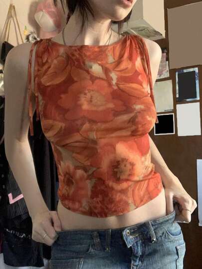 女士涤纶高弹力露脐背心，圆领设计，褶皱假抽绳细节，时尚夏季休闲上衣