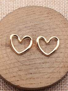 20 chiếc mặt dây chuyền hình trái tim rỗng xoắn ốc kích thước 17x15mm dùng để làm trang sức DIY, vòng cổ, móc khóa, dây điện thoại, vòng tay, phụ kiện làm đồ thủ công mỹ nghệ. - Thiết kế xoắn với hình trái tim rỗng bên trong. - Xem 9
