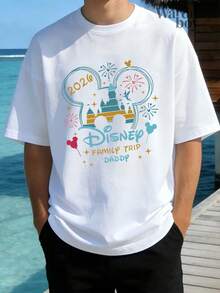 Disney 1PC Authorized Cartoon Short Sleeved T-Shirt, Cartoon Pattern Parent-Child Printed T-Shirt, Very Suitable For Family Travel And Vacation. This Is A New 2026 Short Sleeved T-Shirt, An Ideal Choice For Mother's Day, Suitable For Both Men And Women. Made Of High-Quality Pure Cotton, Comfortable And Breathable. Exquisite Design Is The Preferred Gift - 男人 - 查看 2