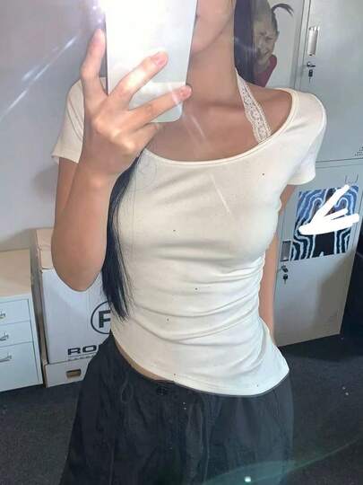 新款女士白色蕾丝吊带露脐短袖T恤，修身夏季上衣