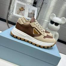 Unisex White Platform Chunky Sneakers With Triangle Logo, Genuine Leather Retro Gear Sole Lace Up Low Top Walking Shoes, Breathable Perforated Non-Slip Casual Daily Commute Footwear For Men Women Spring Summer - 象牙白 - 查看 4