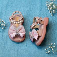 2026新款女童粉色蝴蝶结珍珠凉鞋，防滑软底，不吱吱作响，高评分公主鞋，适合夏季、上学和旅行的百搭儿童鞋 - 粉色 - 查看 8
