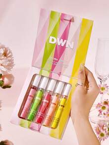 1/5pcs 10ML DWN Floral Fragrance Room Spray, Contains Rose, Lily, Jasmine, Peony, Vanilla And Other Scents, Long-Lasting Fragrance, Suitable For Removing Odors In Rooms, Bathrooms, Kitchens, Cars, Bedrooms, Air Freshener, Aromatherapy, Flameless Diffuser, Can Enhance Mood And Maintain Natural Fresh Scent. Suitable As Gifts For Friends, Party Favors, Christmas, Valentine's Day, Mother's Day - Various - View 5