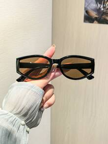 1 PC Women's Vintage Geometric Fashion Glasses Lightweight Snug Fit Frame Tea And Gray Lenses Suitable For Vacation Outing With Glasses Box - Multicolor - View 5