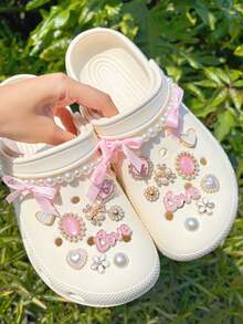 20pcs/Set Beige Pearl Chain, Pink Heart, Pink Round Bead Shoe Accessories, Charming Decorative Set, Suitable For Punched Shoes, Shoe Flowers, Shoe Decorations, Fashionable DIY Shoe Flower Decor - Pink - View 2