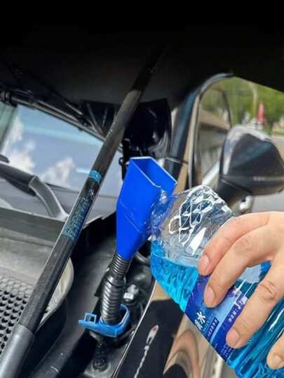 Convenient Square Funnel With Anti-Spill Design, Thick Funnel With Latch, Suitable For Adding Engine Oil, Windshield Washer Fluid, RV Water Refilling, Essential For Outdoor Use