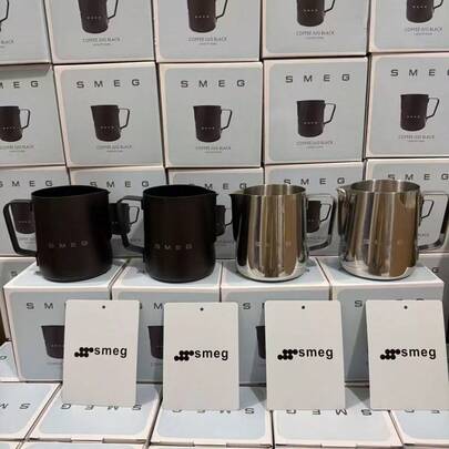 Jarra para espumar leche, jarra de leche para arte latte con escala, jarra para vapor de leche estilo barista para principiantes, uso en el hogar y en la cafetería