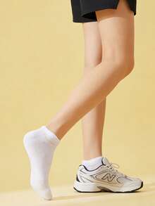 3双装女士极简字母短袜 - 彩色 - 查看 5