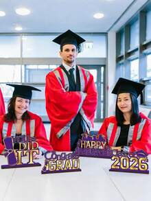 4件套紫金色毕业装饰套装，桌面摆件，2026毕业快乐木质中心摆件，2026毕业桌面装饰，毕业主题装饰，毕业庆祝派对背景，毕业派对、2026毕业典礼、毕业庆典的理想之选，送给家人、同学、朋友的最佳毕业礼物 - 多色 - 查看 2