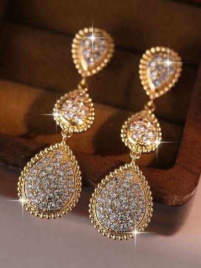 一对奢华大水滴长款耳环，时尚全锆石镶嵌，魅力十足，适合婚礼、音乐节、宴会、舞会、派对、母亲节等场合，铜质首饰礼品。