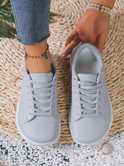 Giày thể thao tối giản cỡ lớn dành cho nữ, chất liệu da cao cấp, thiết kế buộc dây phía trước, phù hợp cho các hoạt động ngoài trời, trang phục thường ngày, giày đi bộ chống trơn trượt.
