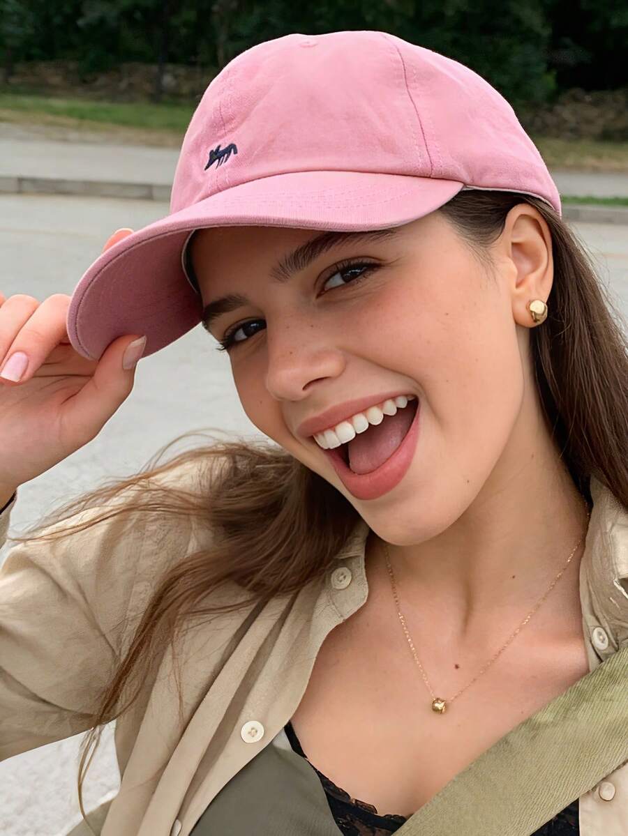 Gorra de béisbol con bordado de zorro estilo coreano, gorra de béisbol de ala ancha y favorecedora, sombrero de sol de verano, versátil unisex - Multicolor - Ver 1