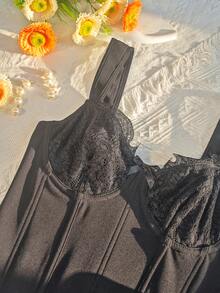 Women's Black Lace Patchwork Wide Strap Bralette Crop Top - Black - View 4