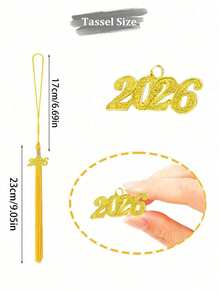 1件2026届毕业流苏，黑色流苏搭配金色2026吊坠，毕业帽装饰，毕业派对配饰，夏季毕业礼物。这款简约的流苏是完美的配饰，也是您成功的永恒纪念。 - 多色 - 查看 11
