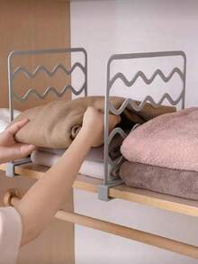 Bộ 2 vách ngăn tủ quần áo thiết kế lượn sóng, không cần khoan, dụng cụ sắp xếp quần áo bằng nhựa phù hợp cho quần áo gấp gọn, khăn tắm, chăn mền, tuyệt vời cho phòng ngủ, tủ quần áo, bàn trang điểm, tủ đựng đồ, phòng giặt, phụ kiện lưu trữ tiết kiệm không gian. - Nhiều màu - Xem 1