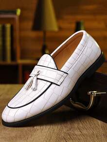 1双男士流苏鳄鱼纹圆头平底乐福鞋，PU鞋面，橡胶鞋底，适合商务休闲场合穿着 - 白色 - 查看 13