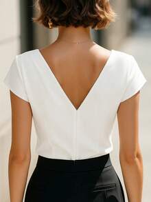 Áo kiểu nữ thanh lịch bằng vải satin trắng, cổ chữ V, tay ngắn xếp ly chéo, dáng suông, áo sơ mi nữ duyên dáng, áo mùa hè, áo kiểu satin trắng. - trắng - Xem 4