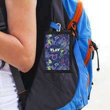 印花三折钱包，魔术贴颈挂式钱包。多功能，多种卡槽设计。 - 彩色 - 查看 5