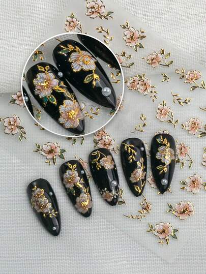 1 hoja de pegatinas de arte de uñas con polvo metálico con flores, con flores de 5 pétalos de color rosa suave, hojas verdes delicadas y ramas doradas, que combinan el nuevo estilo chino, el elegante estilo nacional y la estética retro lujosa, en general suave y grácil, de lujo discreto, adecuado para el uso diario, citas, bodas y otros escenarios delicados.