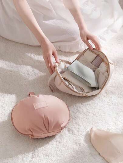 Túi đựng áo ngực (1/2 chiếc), túi sắp xếp áo ngực, túi đựng đồ lót khi đi du lịch, túi đựng đồ lót và tất, nhẹ và di động, thiết kế nhiều ngăn, lưu trữ hiệu quả áo ngực và quần lót, có thể cầm tay hoặc treo, thích hợp cho du lịch và sắp xếp đồ đạc tại nhà, có khóa kéo, phụ kiện lưu trữ tại nhà và khi đi du lịch.