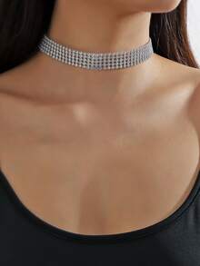 1 chiếc vòng cổ nhiều hàng đính kim cương lấp lánh, kiểu dáng ngắn, thích hợp cho các bữa tiệc theo phong cách nhạc điện tử Hip-Hop. - Bạc - Xem 5