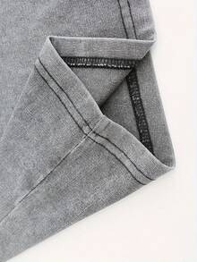 230G Washed Pure Cotton T - Shirt, Men'S Casual Fashion, With  INVINCIBLE  Anime Character Print, Outdoor Sports T - Shirt     Loose Fit     Soft Knitted T - Shirt.Jpg - 灰色 - 查看 3