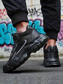 Men's Sporty Black Sneakers With Thick Sole Durable Outsole Anti-Slip Design Breathable Mesh Upper For Hiking Walking Gym Training Perfect Gift - 黑色 - 查看 3