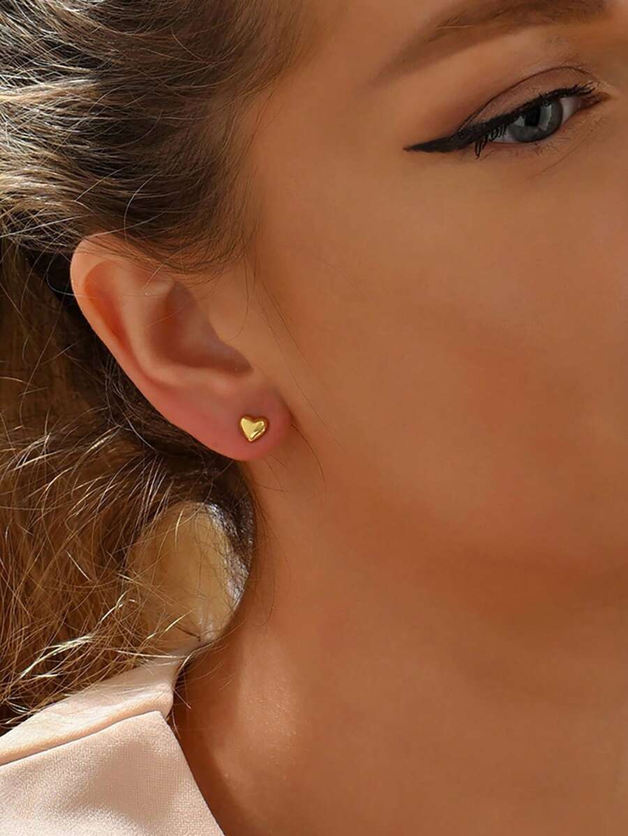 1 Pair Casual Versatile Heart-Shaped Metal Stud Earrings, Fashionable Minimalist Women's Jewelry Suitable For Daily Wear, Outings, Photo Shoots, Can Be Given As Mother's Day Gift - Yellow Gold - View 1