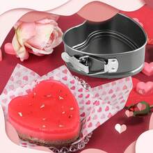 Valentine's Day Non-Stick Heart-Shaped Cake Mold | DIY Oven Baking Kitchen Baking Tool - Multicolor - View 5