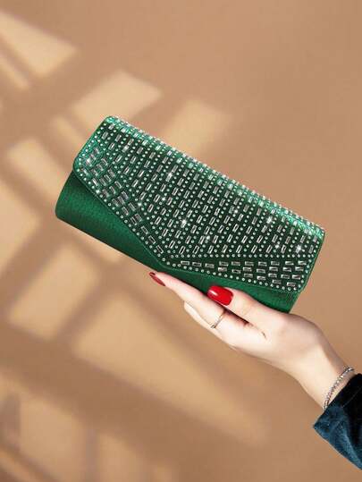 REMANLAND Luxurious And Sparkling Dark Green Clutch With Full Gradient Crystal Embellishment, Showcasing A Rich Dark Green Hue And Timeless Envelope Silhouette. Perfect For Formal Balls, Gala Dinners And Red Carpet Events, It Effortlessly Makes A Bold, Glamorous Statement. Ideal Gift For Women.