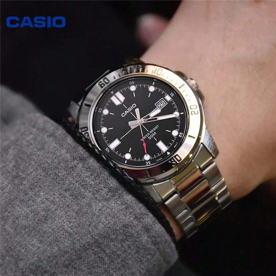 Casio 卡西欧男士运动潜水表，不锈钢表带，50米防水，带日期显示 - 均碼 - 查看 1