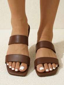 planare 新款女士时尚休闲夏季度假风棕色平底凉鞋，适合日常通勤、海滩及其他夏季场合。 - 棕色 - 查看 5