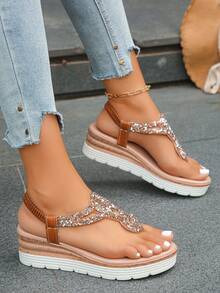 女士纯色踝带露趾坡跟木底休闲凉鞋，时尚度假风，日常穿着及海滩休闲皆宜，夏季新款水钻装饰舒适轻便坡跟凉鞋，棕色人字拖波西米亚风度假风夏季凉鞋，适合日常穿着及海滩休闲，棕色鞋履魅力性感女士坡跟凉鞋 - 銹棕色-香檳鑽 - 查看 7