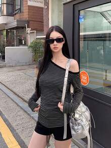 Women's Spring/Summer Slouchy Striped Knit Tank Top, Design-Driven Slim-Fitting Slimming Innerwear Top - Grey - View 1