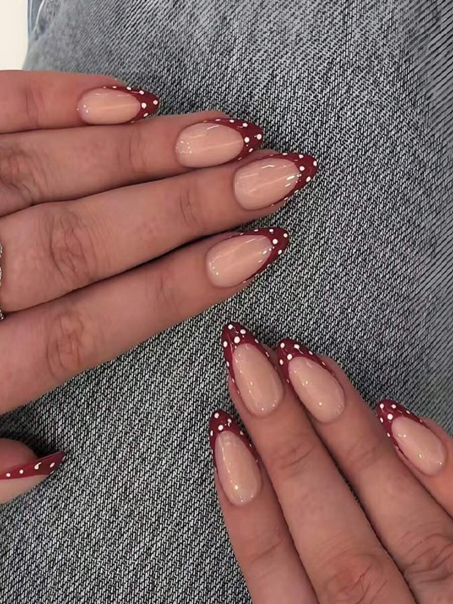 4片装中号杏仁形美甲贴纸，红色法式波点设计，简约风格，全覆盖，适合女性和女孩日常佩戴，秋冬季假指甲 - 彩色 - 查看 1
