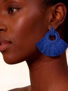 1 Pair Fashionable Minimalist Geometric Hollow Alloy Large Hoop Earrings, Tassel Design Metal Round Earrings, Exaggerated Versatile - Pair Of Round Earrings - View 5