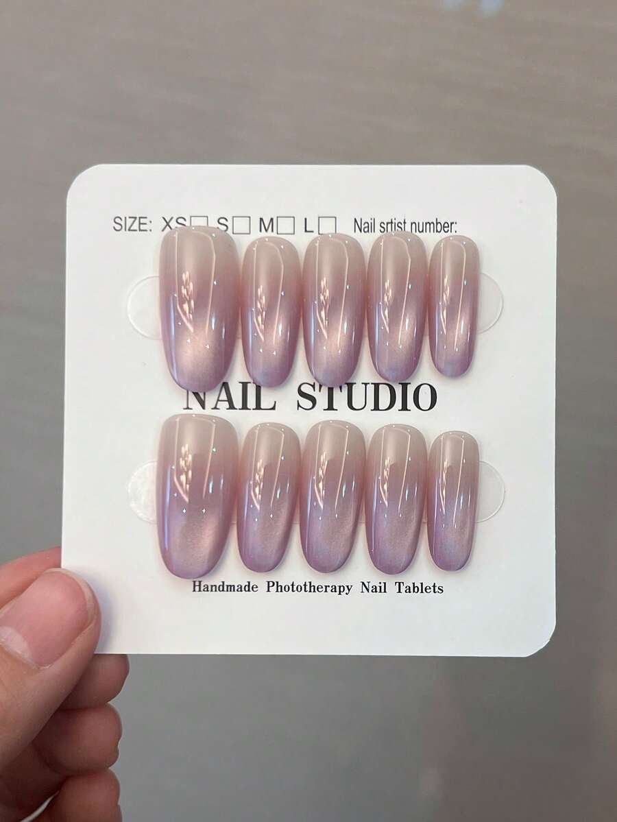 10片/套 手工制作 Y2K 3D 凝胶杏仁淡紫色法式压贴美甲，带有淡紫色水晶猫眼和渐变设计，粉色少女风格，完美贴合的亚克力假指甲套装，包括1瓶果冻胶和1个指甲锉，可爱的手工美甲用品，适合女性和女孩日常派对和聚会使用。