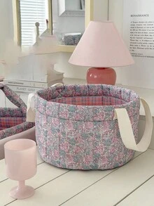 1 Giỏ đựng đồ in hoa, có lớp đệm, giỏ đựng quần áo, giỏ đựng đồ giặt, túi đựng đồ di động dung tích lớn, giỏ đựng đồ ăn nhẹ có tay cầm, thích hợp cho phụ nữ và bé gái, giỏ đựng mỹ phẩm, giỏ đựng đồ chơi, giỏ đựng đồ chăm sóc da, giỏ đựng đồ trang điểm đa năng, giỏ đựng đồ dùng nhà cửa, trang trí phòng khách, phòng ngủ, trang trí phòng tắm. - Nhiều màu - Xem 19