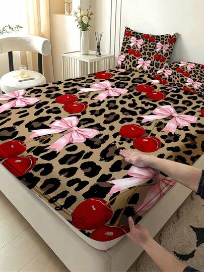1件装樱桃粉色蝴蝶结图案印花床笠（1*床笠，不含床芯），醒目的红色樱桃和粉色蝴蝶结图案床垫保护套，可爱美观的卧室装饰床笠，现代简约卧室装饰，柔软透气，适用于多种床型 - 单人床、双人床、大号双人床、特大号双人床，深口袋设计，最大可达9.84英寸