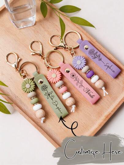 1pc Personalized Daisy Beaded Keychain, Customized Birthday Flower Keyring With Name/Letter Engraving, Handmade Floral Bag Charm, Cute Girly Accessory, Backpack Pendant, Emotional Gift For Girlfriend, Sister, Graduation, Back To School, Bridesmaid, Teacher's Day, Mother's Day, Birthday, Valentine's Day, Eid