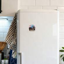 Chiến binh gặp gỡ núi non: Nam châm tủ lạnh hình bóng Nhật Bản với các biểu tượng truyền thống, samurai, tháp và hoa anh đào - Sự kết hợp giữa vẻ mạnh mẽ và thanh lịch từ xứ sở mặt trời mọc. - I - Xem 4