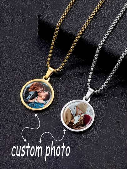 Personalized Commemorative Photo Necklace | Round Pendant With Customizable Photo | 18K Gold Plated | Stainless Steel | The Perfect Gift For Him/Her, Suitable For Weddings, Graduations, Birthdays, Anniversaries, Valentine's Day, Father's Day, And Christmas. Highly Meaningful.