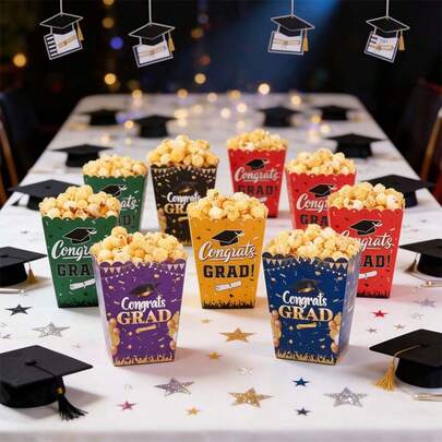 2026 Mezuniyet Sezonu Patlamış Mısır Kutusu, Çok Renkli Mezuniyet Şapkası Tasarımları ve "Mezuniyetiniz Kutlu Olsun" Baskılarıyla, Tek Kullanımlık Kağıt Atıştırmalık Kutusu, 2026 Lise/Üniversite Mezuniyet Partileri, Mezuniyet Törenleri, Sınıf Buluşmaları ve Diğer Mezuniyet Temalı Etkinlikler İçin Mükemmel.