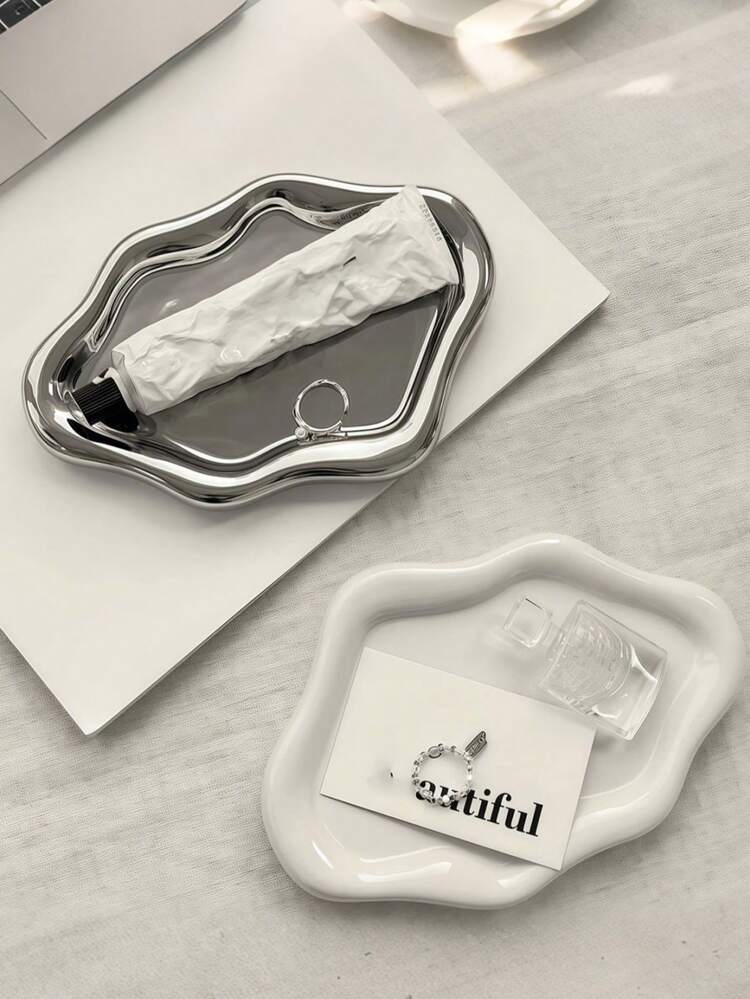 Bandeja Grande para Joias (1 unidade) - Design elegante hexagonal em formato de nuvem, amplo espaço para guardar colares, brincos e relógios - Caixa de joias em plástico resistente - Ideal para penteadeiras, banheiros e quartos - Presente perfeito para homens e mulheres, com estilo moderno e estético, superfície lisa, leve e funcional, porta-anéis, decoração elegante para casa, organizador de brincos e acessórios para o lar. - Multicolorido - Ver 5