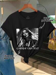 Camiseta Personalizada Feminina, Manga Curta Feminina, Camiseta Feminina, Digite Seu Texto, Slogan, Bênção, Envie Sua Própria Foto (Foto do Amante/Namorado/Namorada, Foto de Animal de Estimação, Foto em Grupo) Para Criar Sua Camiseta Impressa Personalizada, Brincadeira, Presente Surpresa, Roupa Externa Casual Feminina, Esportes e Ar Livre, Roupa Esportiva Feminina, Impressão Flocked, Adequada para Sair/Compras/Festivais/Festas/Reuniões/Viagens - Preto - Visão 1