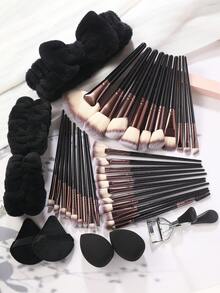 38PCS Makeup Tools Set Including:30PCS Makeup Brush Set+2PCS Makeup Sponges+2PCS Triangle Powder Puffs+1pc Eyelash Curler+2PCS Hand Bowl Strap+1pc Hairband - Multicolor - View 1