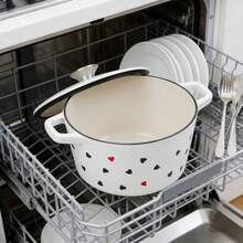 ABKOK 3.5夸脱珐琅铸铁荷兰锅，饰有精美心形图案，心形图案珐琅荷兰锅，容量3.5夸脱，耐高温达500°F（约260°C），适合2-4人使用，易于清洁，心形印花荷兰锅，珐琅铸铁炖锅，可用洗碗机清洗，可爱心形厨具，美观珐琅锅，情人节礼物之选 - 查看 7