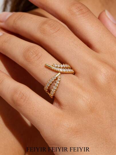 Women's Elegant Tassel Geometric Square Zirconia Ring, Adjustable 18K Gold Plated Tarnish Resistant Band, Suitable For Bridesmaids, Vacation, Anniversary, Birthday And Other Occasions