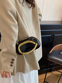 气质链条包，复古金属手柄，精致设计，小方包版，欧美宴会风格，百搭单品，少数族裔，高级感，单肩包，斜挎，两用，晚宴、约会、通勤，时尚，质感，女包。 - 彩色 - 查看 5